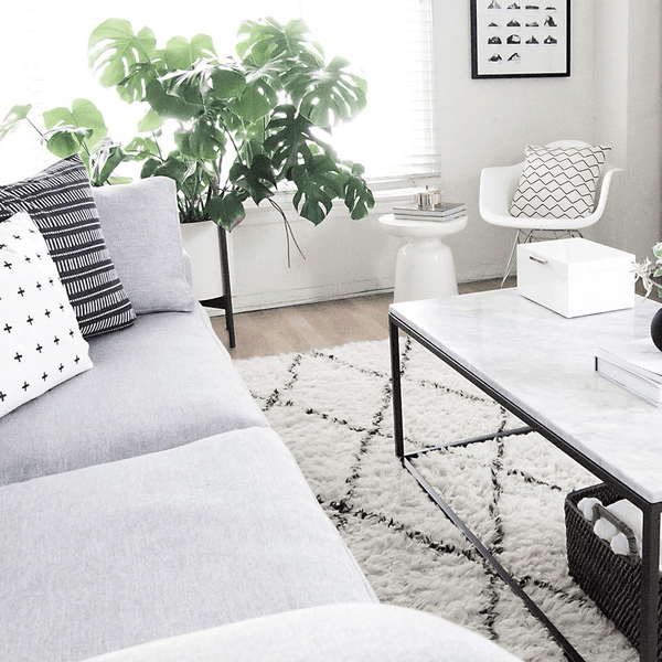 White Marble and Black Metal Contemporary Rectangular Coffee Table